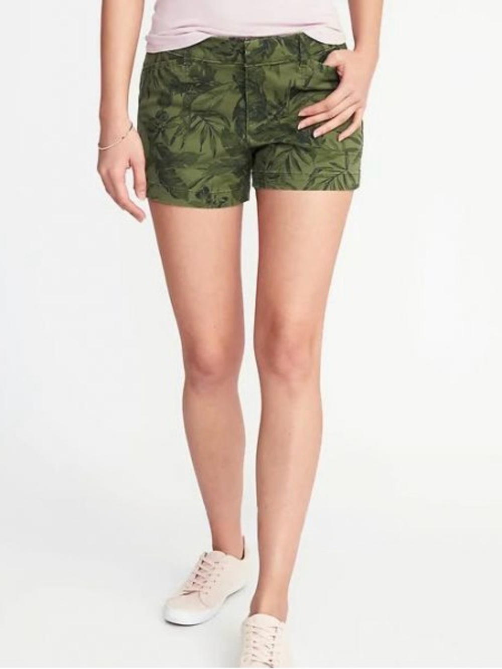 Old Navy Women’s Mid-Rise 3.5” Shorts Olive Leaf Size 2